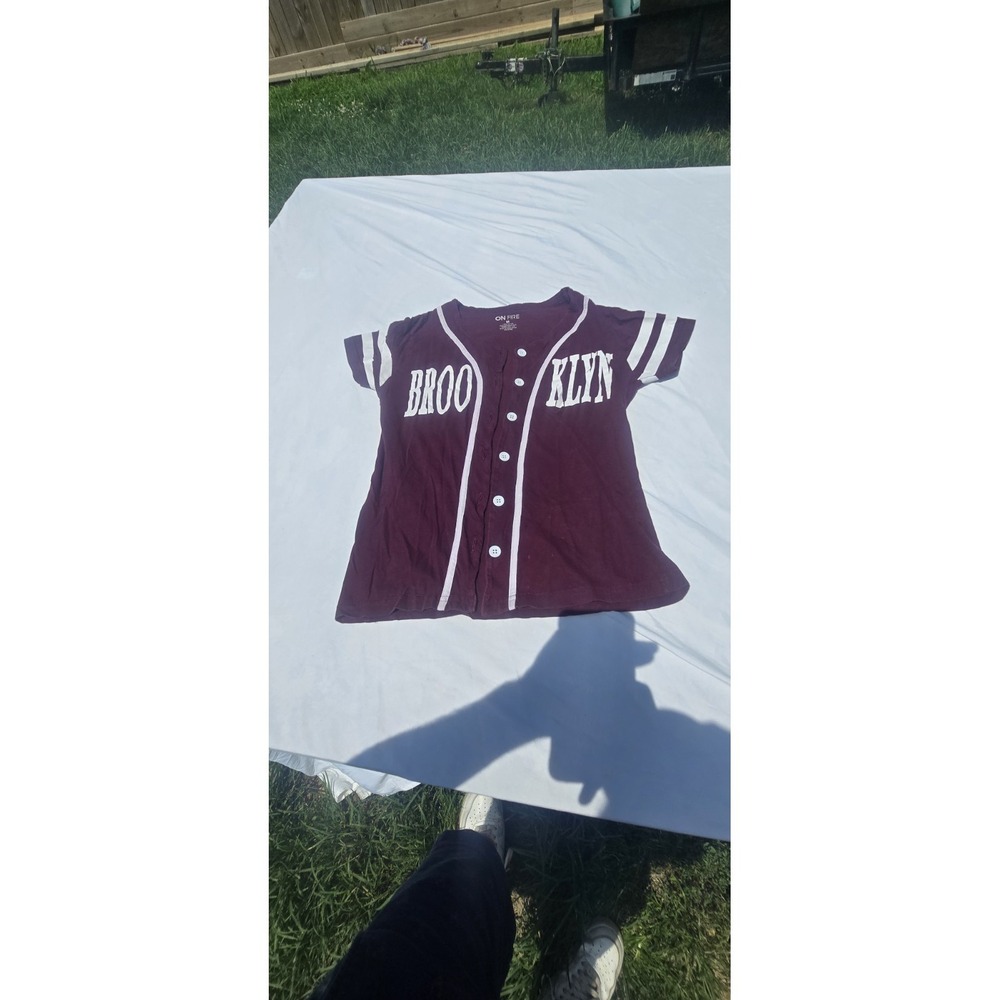 On Fire Branded Brooklyn Burgundy Button Button Jersey Tee Size Medium